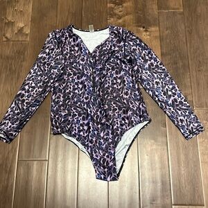 KYODAN one piece long sleeve swimsuit, zippered front, black purple size XL,